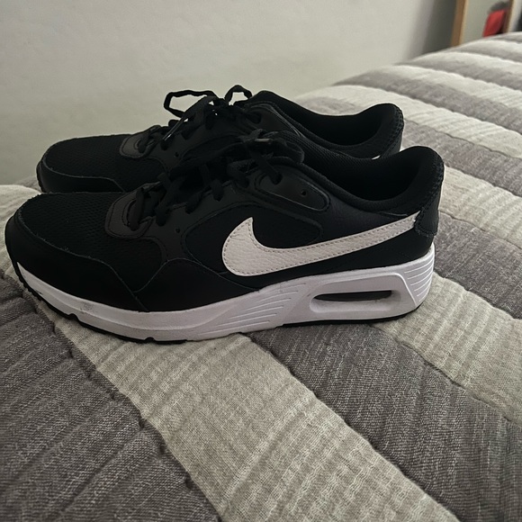 Womens  Nike air max - Picture 1 of 4